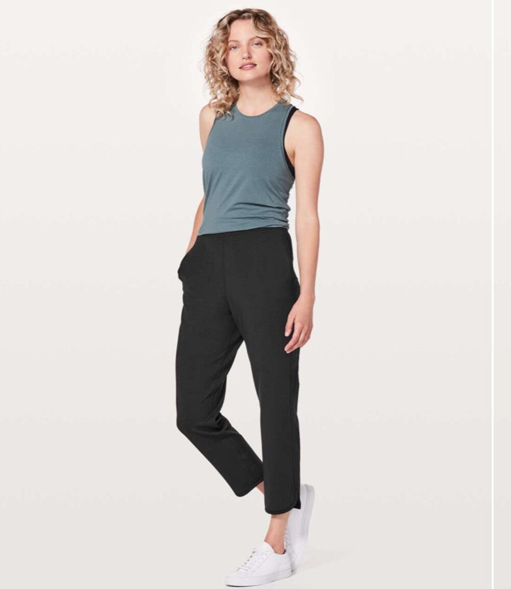 Lululemon Every Moment Pant Black Size 8 Athleisure Lounge Travel Comfy